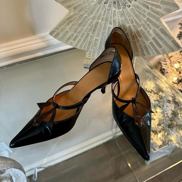 Hermès - Vintage Leather Pumps with Brown Bow - Picture 8 of 9